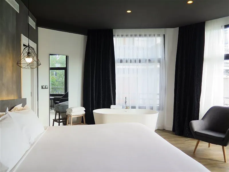 Hotel Tayko Bilbao 4*,